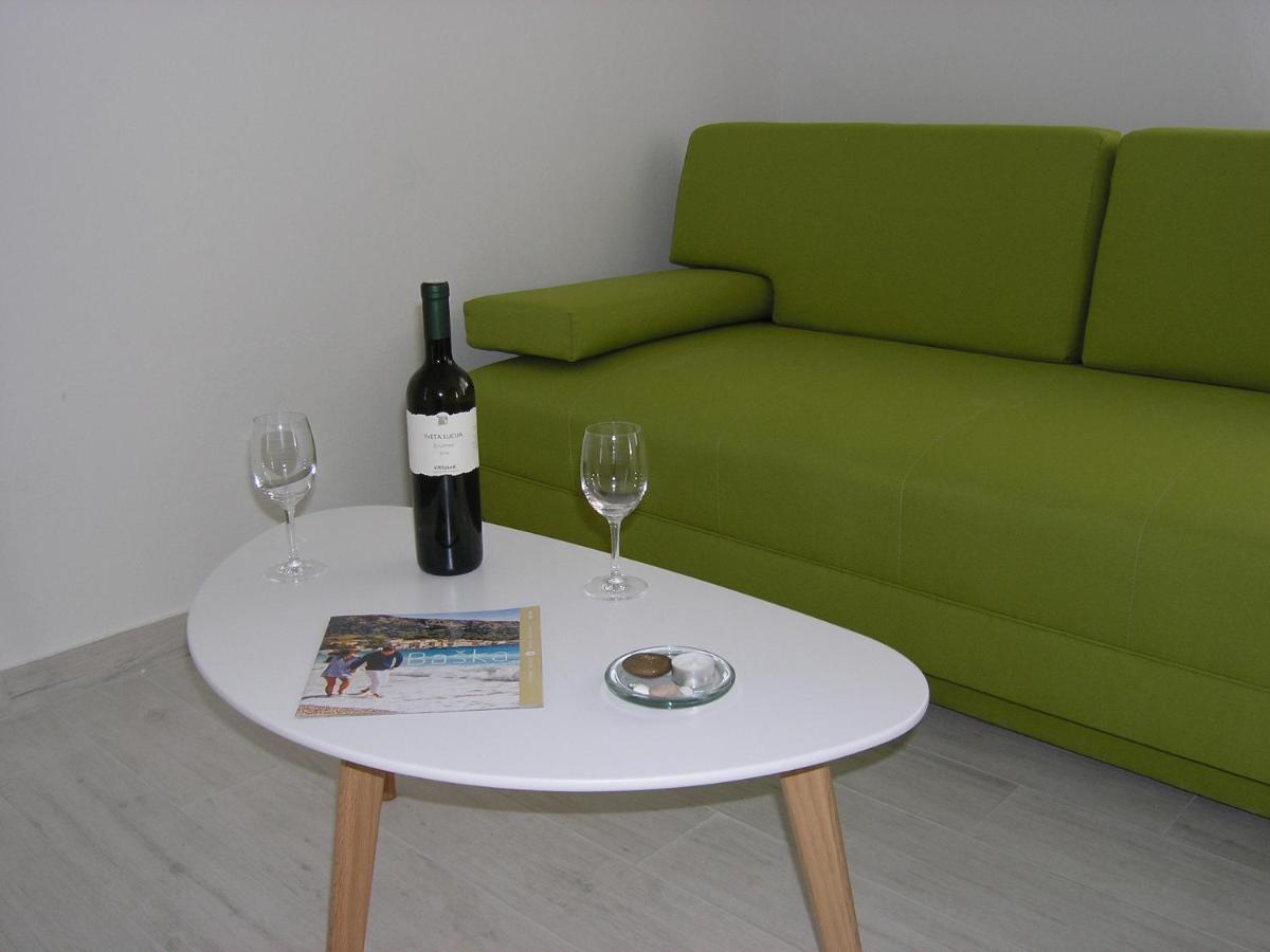 Apartments Aventura Baska For Relaxing Holidays מראה חיצוני תמונה