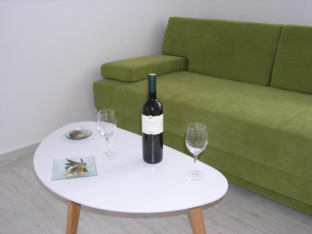 Apartments Aventura Baska For Relaxing Holidays מראה חיצוני תמונה