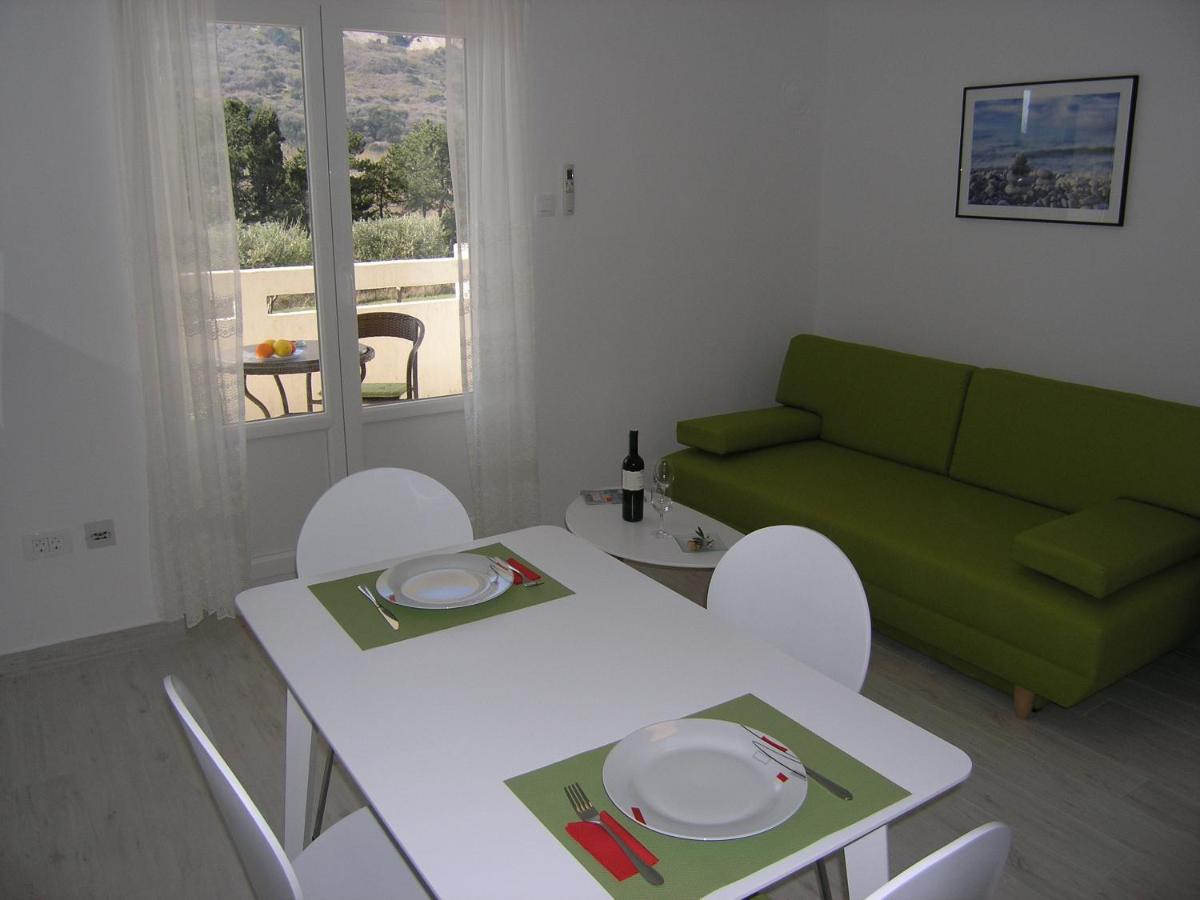 Apartments Gordana Baska For Relaxing Holidays מראה חיצוני תמונה