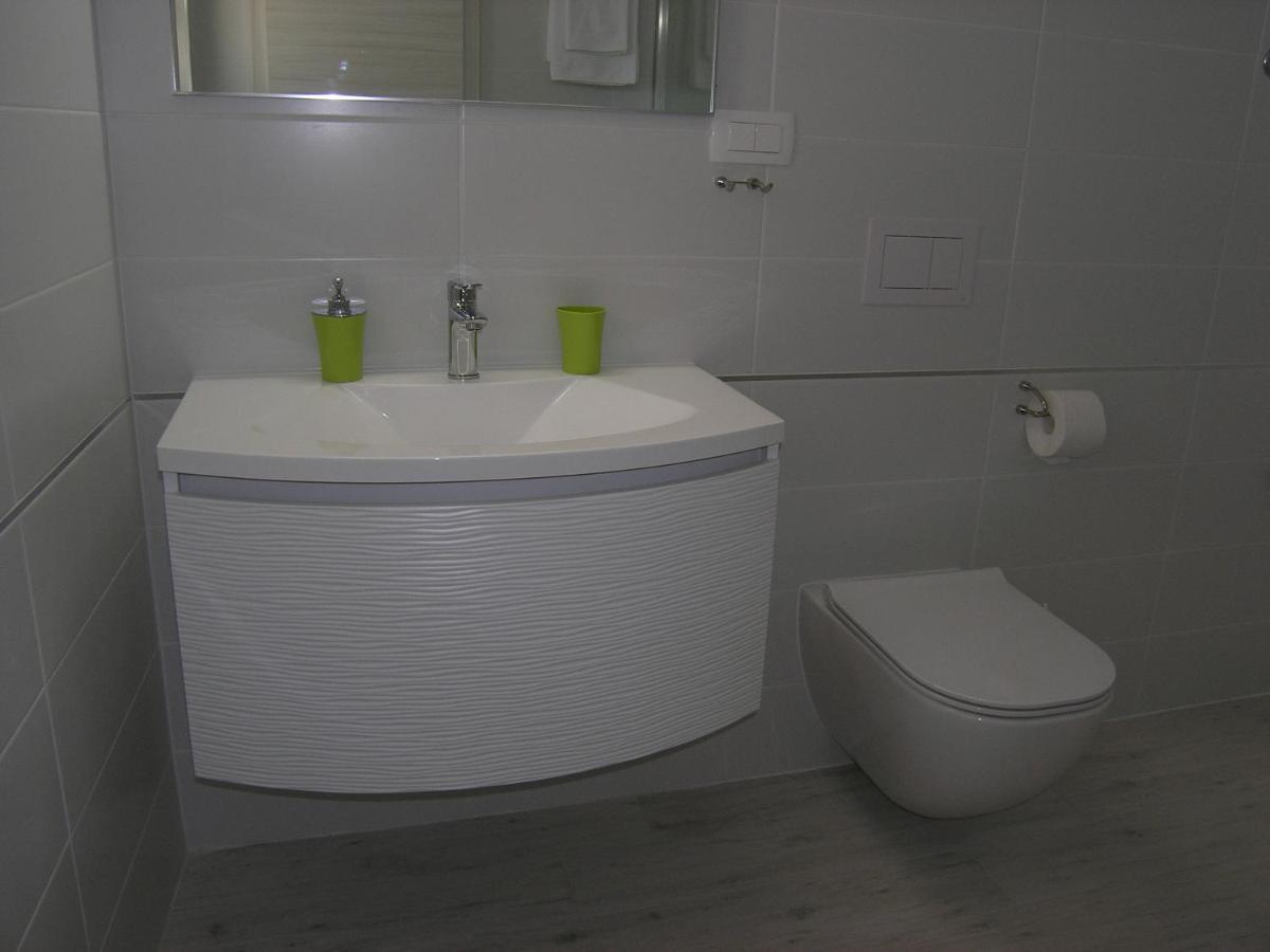 Apartments Aventura Baska For Relaxing Holidays מראה חיצוני תמונה