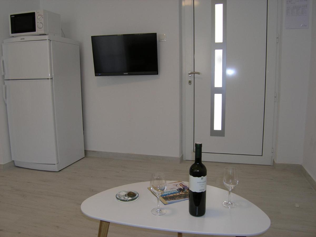 Apartments Aventura Baska For Relaxing Holidays מראה חיצוני תמונה