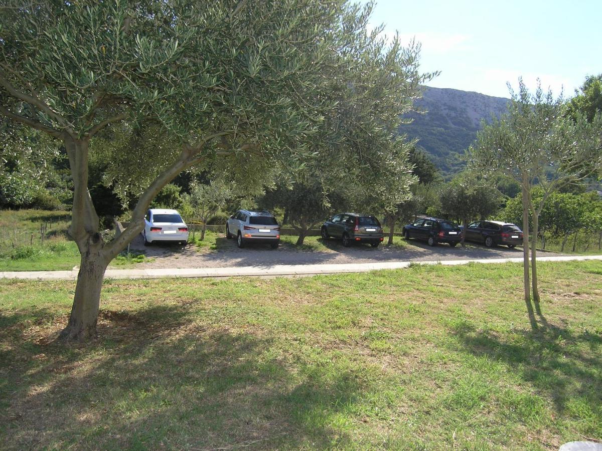 Apartments Aventura Baska For Relaxing Holidays מראה חיצוני תמונה